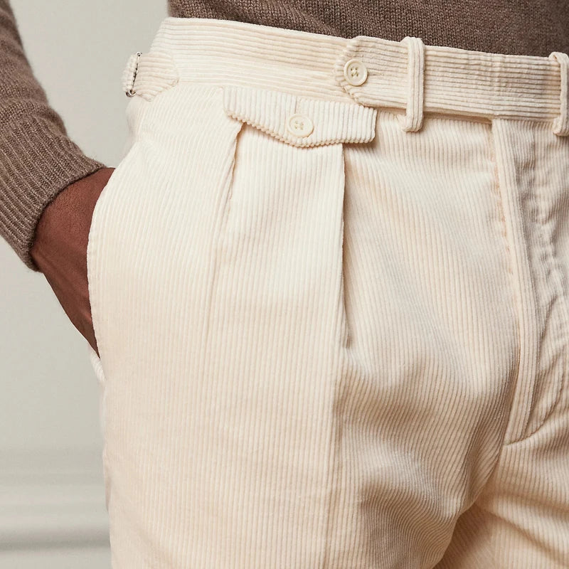 Tidlösa herrbyxor med ren design