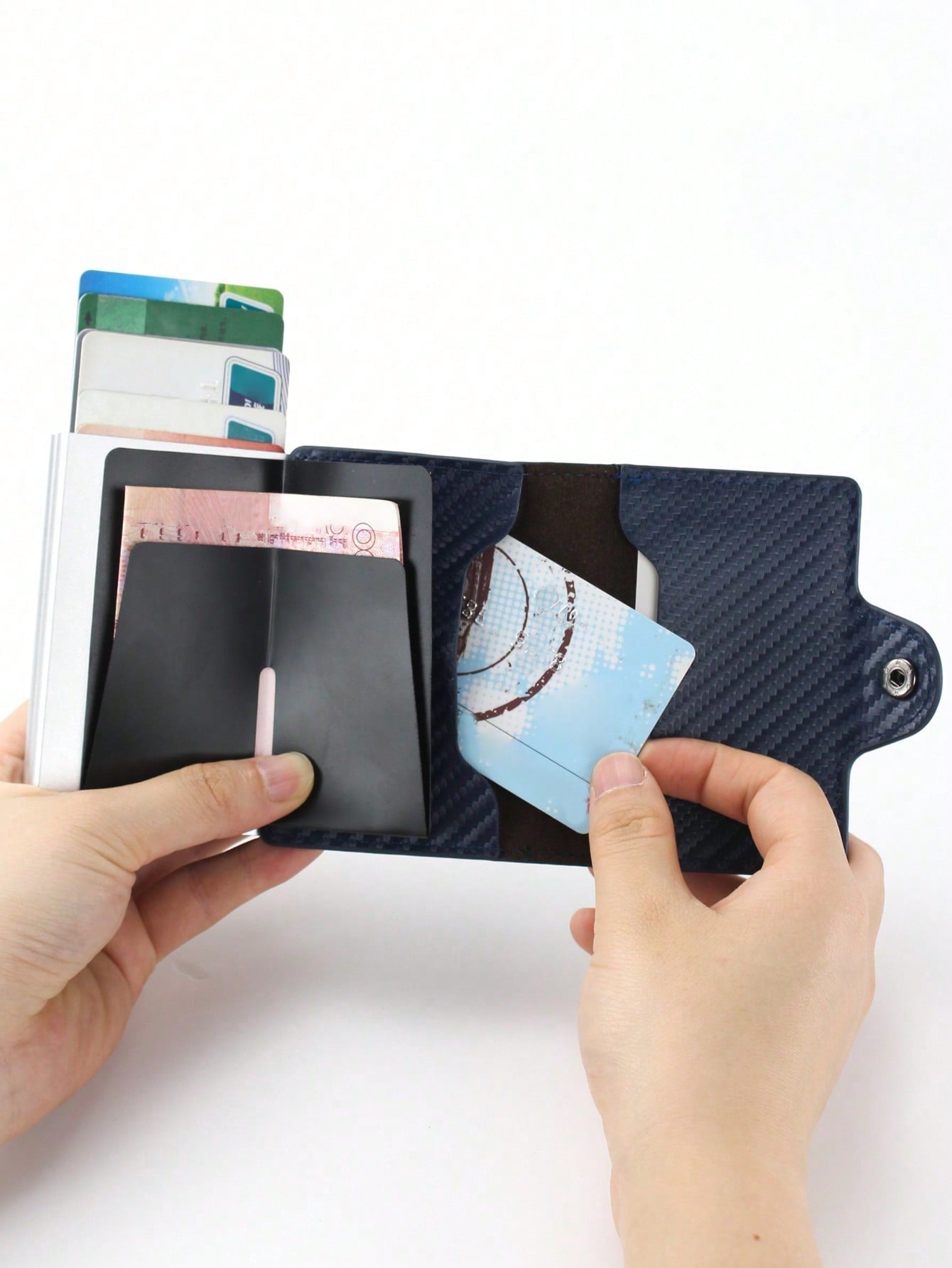 Kolfiber kortplånbok med Airtaghållare